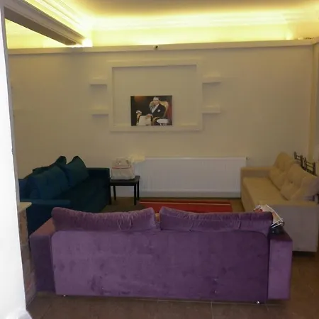 Hotel Belis *